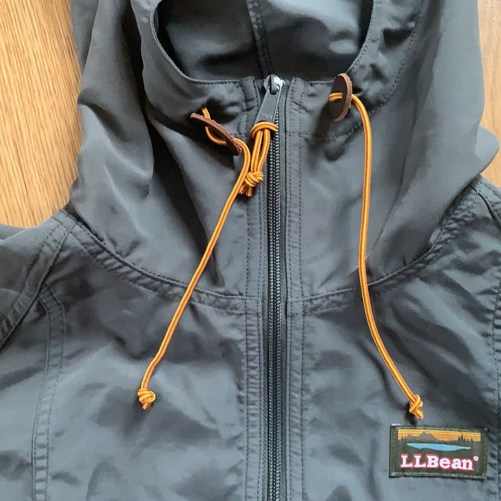 L.L Bean pullover - Picture 3 of 6